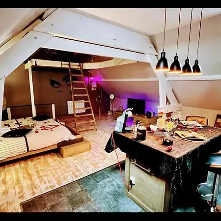 Avec Et Sauna Privatif Nyaraló *